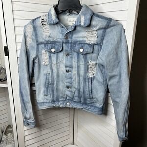 Love Tree Womens Lt Blue Button Up Distressed Denim Jean Jacket SZ M SHORT  READ